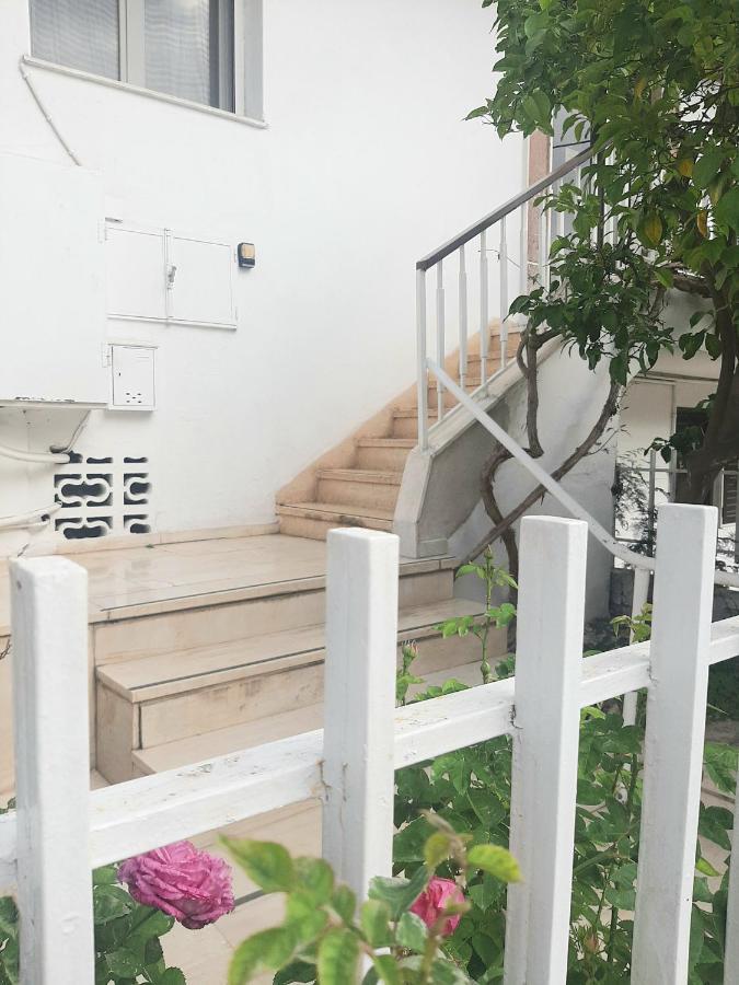 Vintage Apartment In Athens-Zografou Atenas Exterior foto